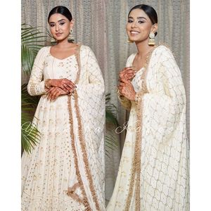 Robe de créateur en tissu imitation Georgette avec broderie lourde et séquence, manches longues entièrement cousues - Product Image 6