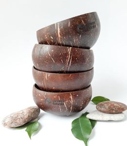 Ensemble de bols en coquille de noix de coco végétalien naturel en gros avec logo gravé jetable cuillère pour le camping fabriqué au Vietnam - Product Image 6