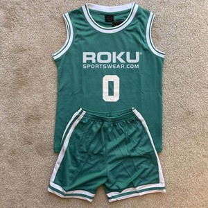 ชุดกีฬาบาสเก็ตบอลแห้งเร็วใส่ได้ทั้งชายและหญิงดีไซน์แบบกำหนดเองพิมพ์โลโก้คุณลักษณะระบายอากาศได้ดี - Product Image 1