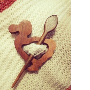 Épingle à châle en bois artisanale classique en forme ovale dernier fabricant et exportateur de conception d'Inde - Product Image 1