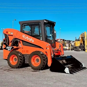 Nuevo Kubota SSV65 Skid Steer Loader Mini Tractor Loader Retroexcavadora frontal Kawasaki Cilindro hidráulico Bomba de caja de cambios PLC Core - Product Image 1