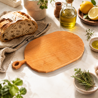 Planche de service ovale en bois de cerisier en gros avec poignée et trou de suspension, planche à découper en bois, planche à charcuterie, logo personnalisé OEM