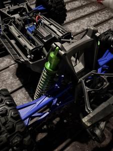 NOUVEAU Tra xxas X Maxx 8S 1/6 4WD Brushless RTR Monster Truck Vert - Product Image 2