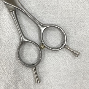 Tijeras Curvas de Acero Inoxidable de 6 Pulgadas para Peluquería Canina, Herramientas para Cortar el Pelo de Mascotas - Product Image 3