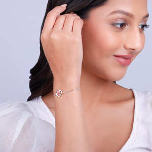 ของขวัญวันวาเลนไทน์สร้อยข้อมือเงินสวยสง่า - Product Image 4