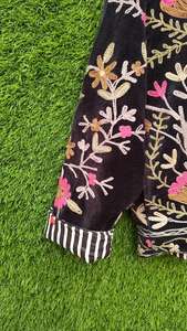 Veste Suzani colorée, ethnique, faite à la main, pour femmes, tenue de festival de broderie florale bohème, la plus vendue, disponible à bas prix - Product Image 5