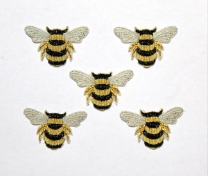 Insignias de borde Merrow adhesivas de tela de sarga de alambre de lingotes, insignias de moda bordadas hechas a mano puras con su propio logotipo a la venta - Product Image 4