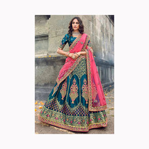 Nueva llegada 2024 ropa de boda moda Magenta Color pesado Faux Georgette bordado y trabajo de espejo Lehenga Choli proveedor - Product Image 1
