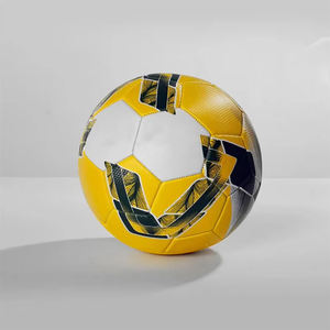 Ballon de football en PU de haute qualité taille 4 – Cousu main et à la machine, ballon de football personnalisé avec logo pour l'entraînement et les matchs - Product Image 4