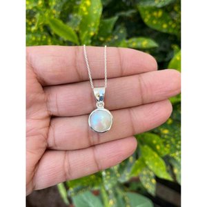 Collier en argent 925 avec perle d'eau douce, bijou élégant et luxueux - Product Image 1
