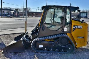 2024 JCB 215T Minicargadora Diesel de dirección deslizante tipo oruga con motor, cojinete, bomba, caja de cambios, PLC y bomba hidráulica Eaton - Product Image 5