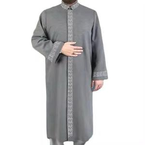 เครื่องแต่งกายอิสลามแบบดั้งเดิม Jubba หรูหราสีดำสไตล์อาหรับ Jubba - Product Image 2