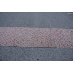 Alfombra turca Vintage grande de 3,5x11,4 pies, patrón abstracto de lana verde rosa, respaldo de látex para pasillo, modelo de habitación, alfombra rectangular - Product Image 3
