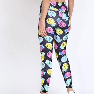 Leggings tendance à imprimé intégral, pantalon de yoga à imprimé intégral, matière douce et extensible, parfait pour les vêtements de fitness - Product Image 2