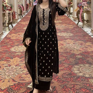 ELEGANTE BORDADO ZARI EN EL VESTIDO LARGO KURTA,PLAZO Y DUPATTA CON CUENTAS DE CRISTAL, PIEDRA, TRABAJO DABKA PARA FIESTA-WEAR @ 2024 - Product Image 1