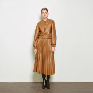 Chaqueta Bomber de cuero Chasi Fácil de usar Ecológico Formal Regular Cada producto en una bolsa de poliéster Fabricante de Vietnam - Product Image 2