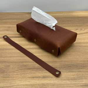 Elegante soporte de pañuelos personalizable de cuero genuino duradero hecho a mano para decoración del hogar y organización de mesa de oficina - Product Image 5