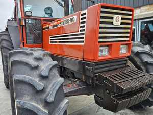Used Fiat 180-90 DT tractor and agricultural <b>machine</b> - Product Image 5