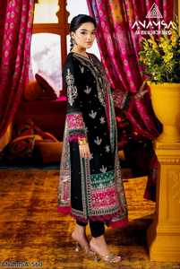 Diseño tradicional 3 piezas Jacquard Shalwar Kameez y estolas Set para la temporada de invierno Mujeres que usan vestido étnico indio India & Pa - Product Image 2