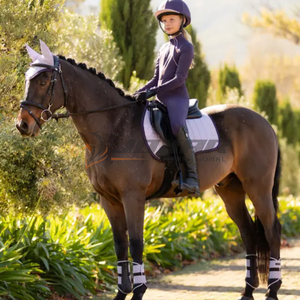 Coussin de selle de cheval anglais confortable tissu durable de haute qualité polaire intérieure douce conception respirante absorbant les chocs - Product Image 2