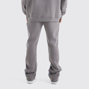 Pantalon pour homme avec bande latérale du fabricant OEM Pantalon de jogging évasé de haute qualité Pantalon de survêtement lavé personnalisé Pantalon de survêtement empilé avec élastiques - Product Image 3