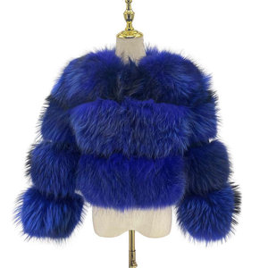 Cappotto Corto in Vera Pelliccia di Volpe e Procione Multicolore - Product Image 2