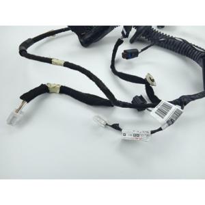 ชุดสายไฟประตูหน้าขวา DACIA Sandero Series (21>) รุ่น 241250817R - Product Image 2