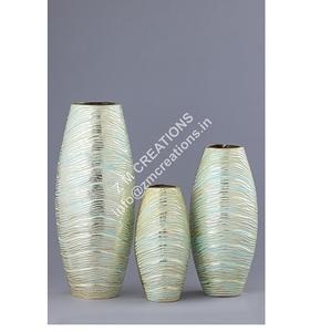 Vase en métal en aluminium et fer pour la décoration de la maison Bureau Salon Chambre à coucher Dessus de table Design moderne pour les plantes à fleurs - Product Image 1