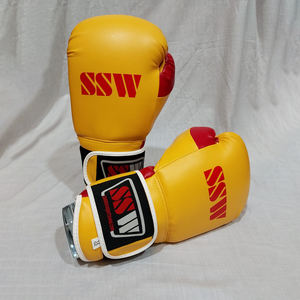 Guantes de boxeo de cuero de vaca hechos a medida de alta calidad Nuevo estilo Venta caliente al por mayor Precio bajo - Product Image 2