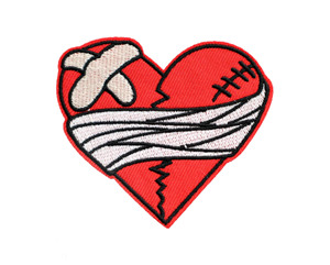 Parches de letras de bloque con soporte adhesivo y borde merrow para actualizaciones de moda universitaria - Product Image 1