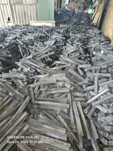 Briquettes de sciure hexagonales en bois dur, sans fumée, sans odeur, à faible teneur en cendres, 4 à 6 heures de combustion, charbon de bois de barbecue fabriqué à la machine - Product Image 4