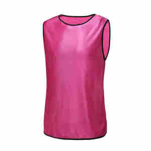 Bavoirs réversibles de haute qualité Bavoirs de basket-ball de football Vente en gros Gilets d'entraînement de football sublimés Bavoirs en maille - Product Image 3