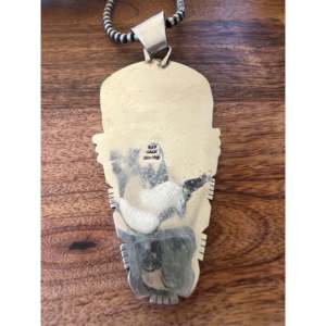 จี้เงินแท้ทำมือของเรย์แจ็ค ประดับด้วยปะการังและควอตซ์ลายสัตว์ - Product Image 4