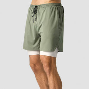Pantalones cortos deportivos 2 en 1 de diseño moderno para hombre con bolsillo para teléfono y ventilación - Product Image 1
