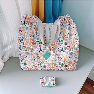 Sac fourre-tout imprimé étoile et lune marine, 25L, fermeture à glissière, poignée souple, pliable, imperméable, unisexe, sac de voyage en polyester - Product Image 5