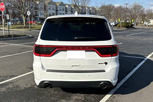 Impresionante Dodge Durango SRT Hellcat 2021 con Motor V8 Supercargado, Tracción en las Cuatro Ruedas y Asientos en la Tercera Fila - Product Image 6