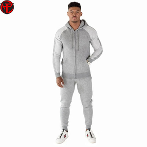 ชุดวอร์มผ้าฝ้ายโพลีเอสเตอร์สำหรับผู้ชายชุดวอร์มลำลองผ้าคอตตอนโพลีเอสเตอร์ปักโลโก้ได้ตามต้องการ - Product Image 1