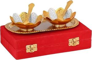 ชุดชามและถาดใส่ผลไม้อบแห้ง ดีไซน์ล่าสุด พร้อมลายปั๊มนูนอะลูมิเนียมเคลือบสีทองและสีเงิน สำหรับงานปาร์ตี้และของขวัญ - Product Image 2