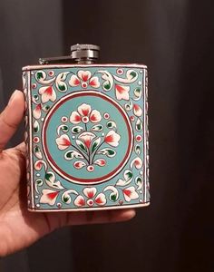 King Internacional-frasco de acero inoxidable para whisky, 6oz, con cuero, con embudo de cobre - Product Image 2