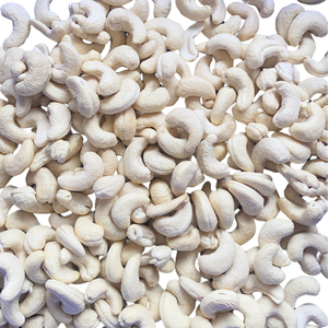 Meilleur taux de noix de cajou brutes Sw320 Noix de cajou Exportation en gros de noix de cajou exportées vers l'Asie, l'UE, le Moyen-Orient - Product Image 1