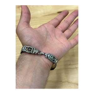 Bracciale in Argento Sterling 925 con Modello Luna Crescente e Stella Smaltata - Elegante per l'Uso Quotidiano - Product Image 1