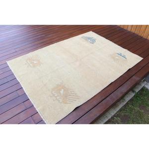 พรมลายดอกไม้สีเบจ-น้ำเงินสไตล์ตุรกีโบราณ ขนาด 3.7x5.2 ฟุต - Product Image 2