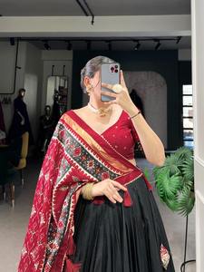 Dernier Tussar Soie Indien Traditionnel lehenga choli Nouveau Designer Dernier Designer Bandhej Et Patola Imprimé Avec Feuille Travail adulte - Product Image 4