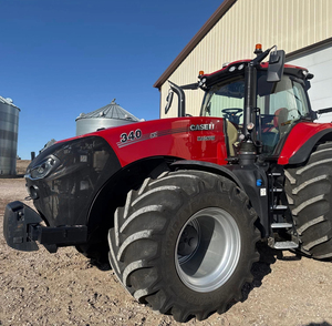 Tracteur CASE IH 4WD machines agricoles efficaces pour le travail du sol, le labour et la culture avec des performances fiables - Product Image 3