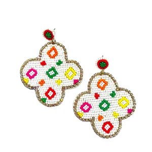 Boucle d'oreille Rectangle fleur rouge broderie perlée fantaisie de qualité supérieure avec travail manuel à la mode et conception à la mode pour fille - Product Image 4