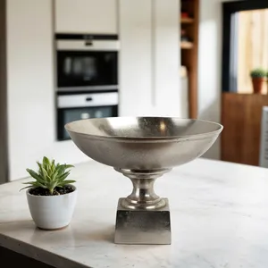 Bol en laiton de qualité supérieure, fait à la main avec un revêtement en or, bol en métal moderne fait à la main, décoration pour les cafés et les restaurants, sûr - Product Image 3