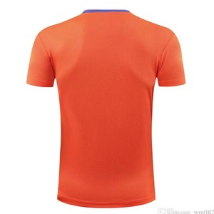 Maillot de football personnalisé léger et respirant, nouveau design, logo noir et jaune, motif thermocollé, 100 % polyester - Product Image 2
