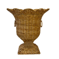 Urne à fleurs en rotin naturel de haute qualité avec un cadre en acier Décorations de Noël Accessoires de décoration d'intérieur du Vietnam B2B