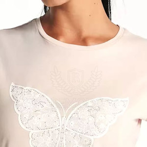 Camiseta Moderna para Mujer con Estampado Puff, 100% Algodón, Logotipo Personalizado Disponible, Transpirable, de Secado Rápido, Precio de Fábrica - Product Image 4