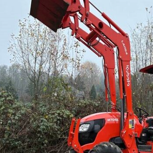 Tracteur de jardin Kubota B2301 4x4 d'occasion, multi-usages, à vendre - Product Image 2